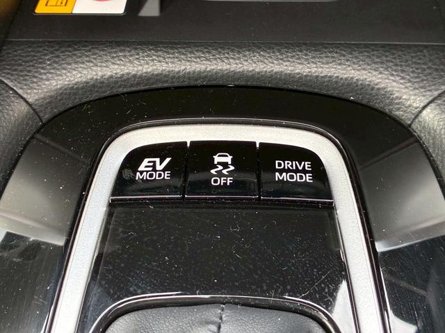 カローラクロス ハイブリッド　Ｚ　モデリスタエアロ（Ｆ．Ｓ．Ｒ）　パノラマルーフ　１０．５インチディスプレイオーディオ　パノラミックビューモニター　ブラインドスポットモニター　ハーフレザーシート　１８インチＡＷ　ＬＥＤヘッドライト（56枚目）