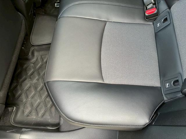 カローラクロス ハイブリッド　Ｚ　モデリスタエアロ（Ｆ．Ｓ．Ｒ）　パノラマルーフ　１０．５インチディスプレイオーディオ　パノラミックビューモニター　ブラインドスポットモニター　ハーフレザーシート　１８インチＡＷ　ＬＥＤヘッドライト（73枚目）