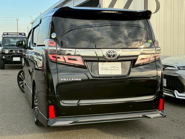 ヴェルファイア ２．５Ｚ　Ｇエディション　ツインサンルーフ　ＴＲＤエアロ　デジタルインナーミラー　純正１０インチナビ　純正１２．１インチフリップダウンモニター　クリアランスソナー　両側電動スライドドア　バックカメラ　三眼ＬＥＤヘッドライト（9枚目）