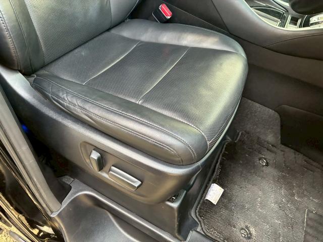 ヴェルファイア ２．５Ｚ　Ｇエディション　ツインサンルーフ　ＴＲＤエアロ　デジタルインナーミラー　純正１０インチナビ　純正１２．１インチフリップダウンモニター　クリアランスソナー　両側電動スライドドア　バックカメラ　三眼ＬＥＤヘッドライト（56枚目）