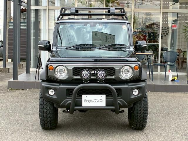 ジムニーノマド ＦＣ　ジーアイギアカスタム　３インチリフトアップ　ＳＵＺＵＫＩレターグリル　ルーフラック　スペアタイヤカバー　１０インチマルチオーディオ　レーダークルーズコントロール　パーキングセンサー（8枚目）