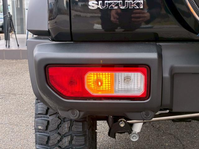 ジムニーノマド ＦＣ　ジーアイギアカスタム　３インチリフトアップ　ＳＵＺＵＫＩレターグリル　ルーフラック　スペアタイヤカバー　１０インチマルチオーディオ　レーダークルーズコントロール　パーキングセンサー（34枚目）