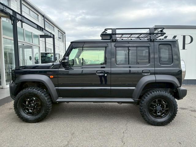 ジムニーノマド ＦＣ　ジーアイギアカスタム　３インチリフトアップ　ＳＵＺＵＫＩレターグリル　ルーフラック　スペアタイヤカバー　１０インチマルチオーディオ　レーダークルーズコントロール　パーキングセンサー（41枚目）