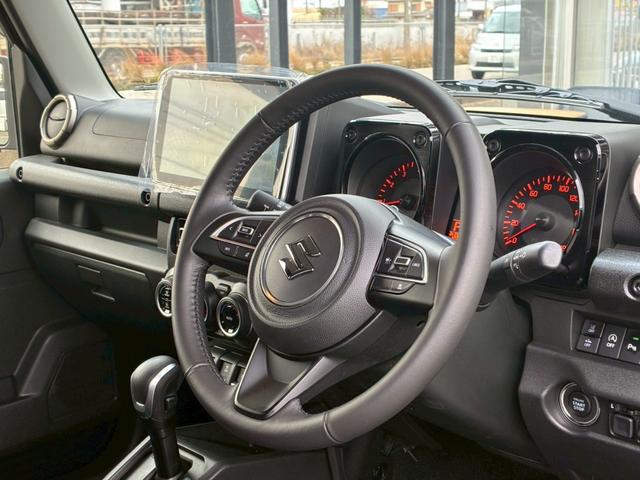 ジムニーノマド ＦＣ　ジーアイギアカスタム　３インチリフトアップ　ＳＵＺＵＫＩレターグリル　ルーフラック　スペアタイヤカバー　１０インチマルチオーディオ　レーダークルーズコントロール　パーキングセンサー（46枚目）