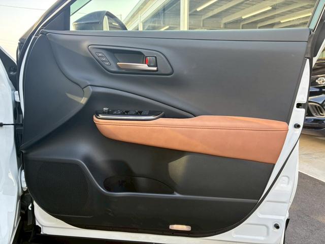 クラウンスポーツ Ｚ　パノラマルーフ　モデリスタエアロ（Ｆ．Ｓ．Ｒ）　１２．３インチディスプレイオーディオ　デジタルインナーミラー　トヨタプレミアムサウンド　パノラミックビューモニター　茶革シート　ヘッドアップディスプレイ（56枚目）