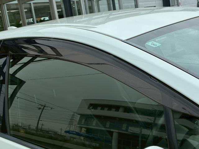 プリウス Ｓツーリングセレクション　７インチナビ　モデリスタエアロ（Ｆ．Ｓ．Ｒ）　シートヒーター　ベンチレーション　バックカメラ　純正１７インチＡＷ　ＬＥＤヘッドライト　　黒革シート　セーフティーセンス　スマートキー　Ｂｌｕｅｔｏｏｔｈ（21枚目）