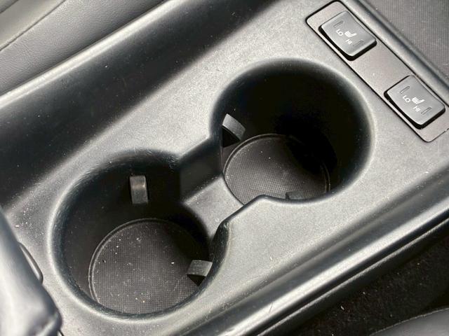 プリウス Ｓツーリングセレクション　７インチナビ　モデリスタエアロ（Ｆ．Ｓ．Ｒ）　シートヒーター　ベンチレーション　バックカメラ　純正１７インチＡＷ　ＬＥＤヘッドライト　　黒革シート　セーフティーセンス　スマートキー　Ｂｌｕｅｔｏｏｔｈ（54枚目）