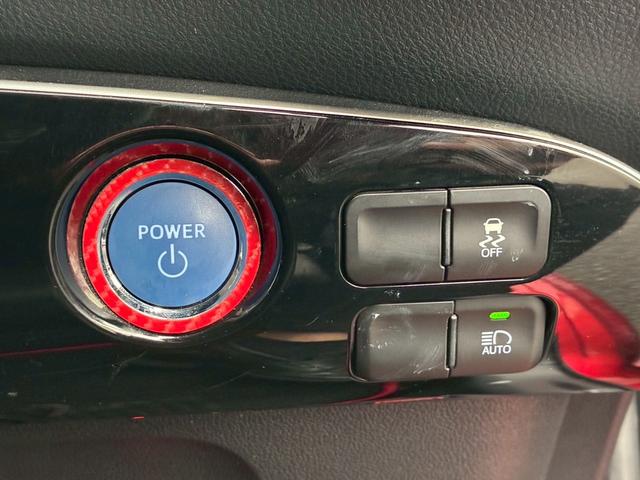 プリウス Ｓツーリングセレクション　モデリスタエアロ（Ｆ．Ｓ．Ｒ）　モデリスタエアロ１８インチＡＷ　ダウンサス　黒レザーシートカバー　トヨタセーフティーセンス　純正９インチナビ　フルセグＴＶ　バックカメラ　レーダークルーズコントロール（45枚目）