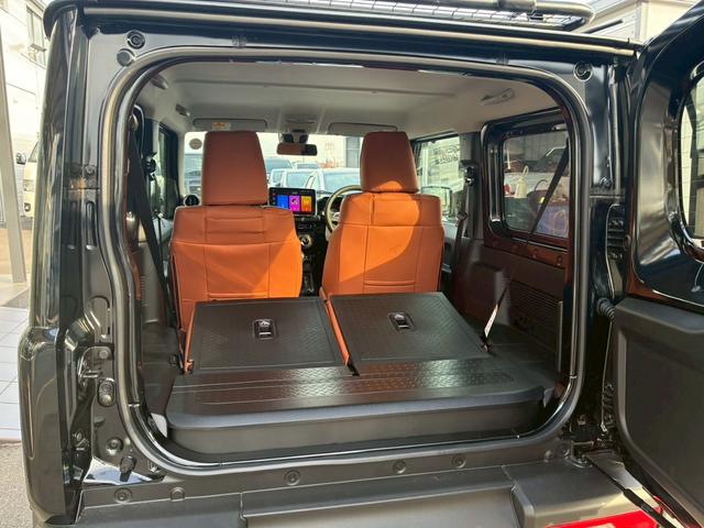 ジムニー ＸＣ　ＧＩ　ＧＥＡＲジーアイギアオフロード（グリル　１．５インチリフトアップ　オーバーフェンダー　ルーフラック　ブラウンレザーシートカバー）　１６インチＡＷ　１０インチディスプレイオーディオ　シートヒーター（68枚目）