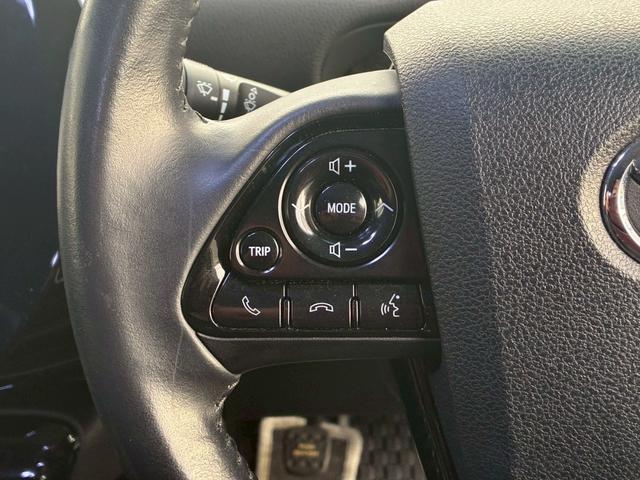 プリウスＰＨＶ Ｓセーフティプラス　モデリスタエアロ（Ｆ．Ｓ．Ｒ）　カロッツェリア８インチナビ　社外１８インチＡＷ　シートヒーター　ステアリングヒーター　フルセグＴＶ　ローダウン　３眼ＬＥＤヘッドライト　バックカメラ　ＥＴＣ（42枚目）