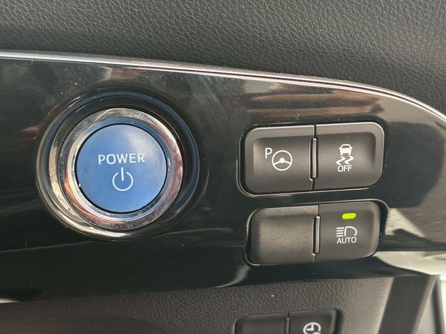 プリウスＰＨＶ Ｓセーフティプラス　モデリスタエアロ（Ｆ．Ｓ．Ｒ）　カロッツェリア８インチナビ　社外１８インチＡＷ　シートヒーター　ステアリングヒーター　フルセグＴＶ　ローダウン　３眼ＬＥＤヘッドライト　バックカメラ　ＥＴＣ（45枚目）