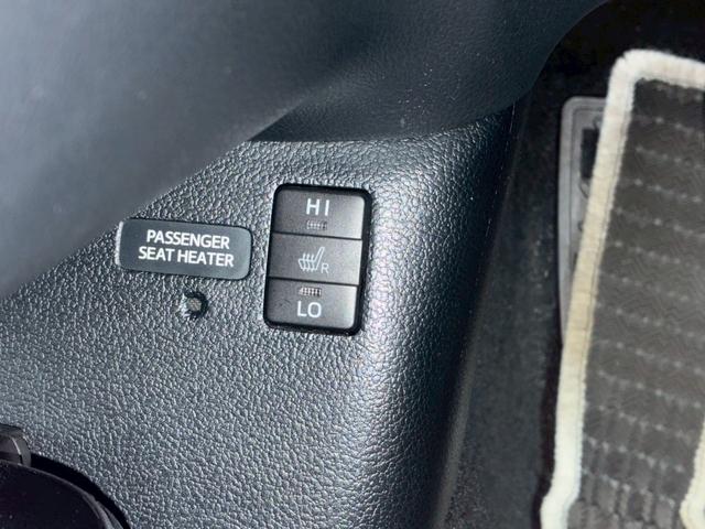 プリウスＰＨＶ Ｓセーフティプラス　モデリスタエアロ（Ｆ．Ｓ．Ｒ）　カロッツェリア８インチナビ　社外１８インチＡＷ　シートヒーター　ステアリングヒーター　フルセグＴＶ　ローダウン　３眼ＬＥＤヘッドライト　バックカメラ　ＥＴＣ（55枚目）