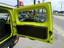 ＸＣ　スズキセーフティーサポート　運転席助手席シートヒーター　ＬＥＤヘッドライト　クルーズコントロール　ステアリングスイッチ　スマートキー　プッシュボタンスタート　背面スペアタイヤ　電動ミラー　オートライト（79枚目）