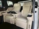 アルファードハイブリッド スペーシャスラウンジ 【トヨタ特別架装車】モデリスタエアロ(F/S/R) ユニバーサルステップ(MOP)内装ニュートラルベージュ プラチナホワイトパール JBLサウンド ヘッドレストスピーカー 冷蔵庫 左右独立ムーンルーフ 中古車画像_4