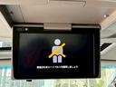 アルファード 2.5S Cパッケージ ツインムーンルーフ TRDエアロ(F/S/R) デジタルインナーミラー 純正ディスプレイオーディオ フリップダウンモニター 3眼LEDヘッドライト シーケンシャルウインカー シートヒータークーラー(6枚目)