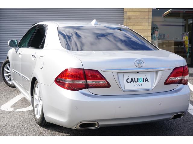 クラウン ロイヤルサルーン ユーザー様買取直販車両・TEIN車高調・純正HDDナビ・バックカメラ・フルセグTV・ウッドコンビハンドル・クルーズコントロール・黒革調シートカバー・パワーシート・全ドアイージークローザー・ETC(6枚目)