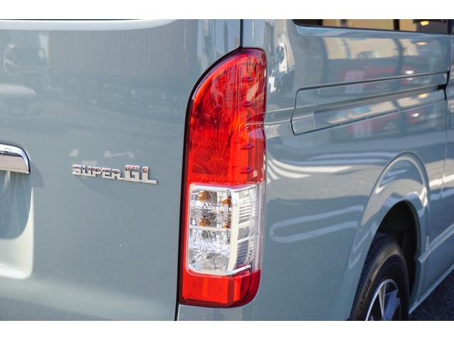 ハイエースバン ロングスーパーＧＬ　ユーザー様買取直販車両・ワンオーナー・禁煙車・ＴＲＤエアロ・両側電動スライドドア・ＬＥＤヘッドライト・ＡＬＰＩＮＥメモリーナビ・バックカメラ・デジタルインナーミラー・ＥＴＣ・１００Ｖ電源（38枚目）