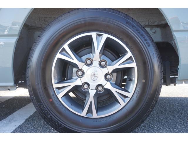 ハイエースバン ロングスーパーＧＬ　ユーザー様買取直販車両・ワンオーナー・禁煙車・ＴＲＤエアロ・両側電動スライドドア・ＬＥＤヘッドライト・ＡＬＰＩＮＥメモリーナビ・バックカメラ・デジタルインナーミラー・ＥＴＣ・１００Ｖ電源（79枚目）
