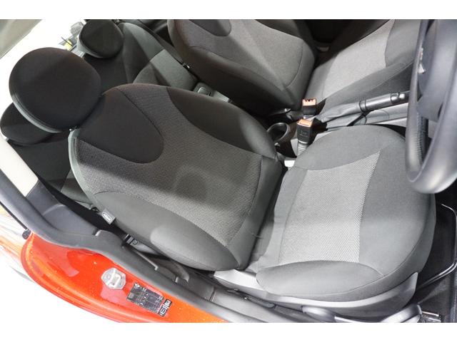 MINI クーパー ユーザー様買取直販車両・carrozzeriaナビ・クラシックメーター・純正オーディオ・ETC・ユニオンジャックドアミラー&ルームミラーカバー・フロント&リアフォグランプ・チリレッドxホワイトルーフ(47枚目)