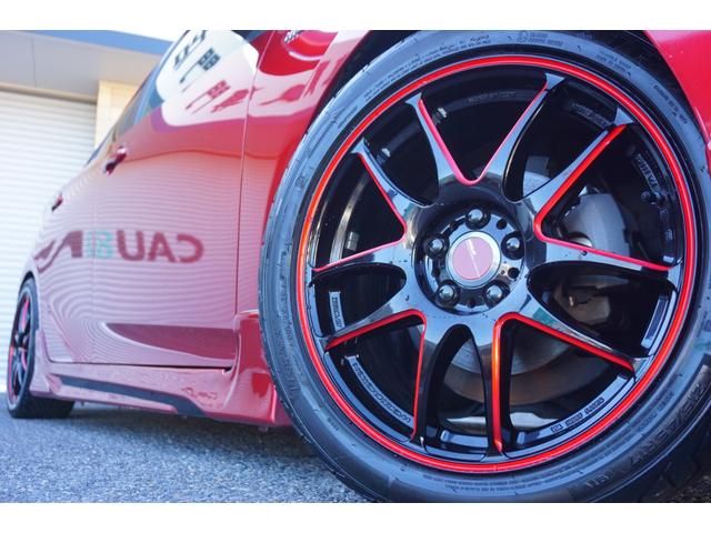 プリウス Ｓツーリングセレクション　ＷＯＲＫエモーション１７インチＡＷ・ＬＥＤデイライト付きフルエアロ・ローダウン・ＬＥＤヘッドライト・ブラックレザーシート・純正９型ＳＤナビ・バックカメラ・フルセグＴＶ・シートヒーター・ＥＴＣ（2枚目）