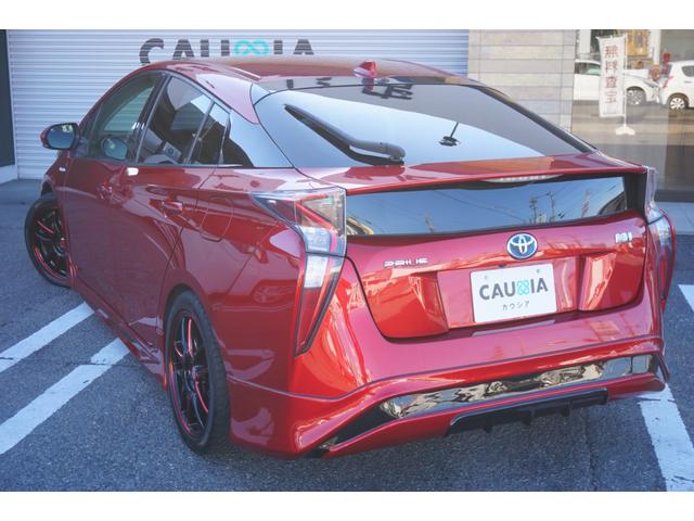 プリウス Ｓツーリングセレクション　ＷＯＲＫエモーション１７インチＡＷ・ＬＥＤデイライト付きフルエアロ・ローダウン・ＬＥＤヘッドライト・ブラックレザーシート・純正９型ＳＤナビ・バックカメラ・フルセグＴＶ・シートヒーター・ＥＴＣ（23枚目）