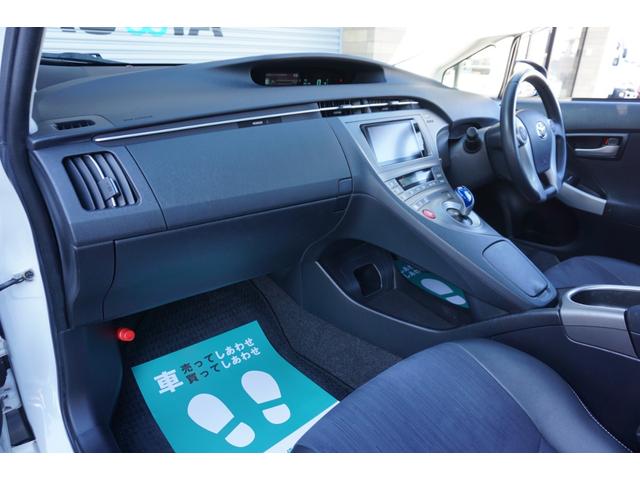 プリウス G ユーザー様買取直販車両・ワンオーナー・禁煙車・純正HDDナビ・バックカメラ・フルセグTV・ハーフレザーシート・パワーシート・クルーズコントロール・ETC・トノカバー・キセノンヘッドライト(15枚目)