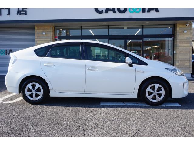 プリウス G ユーザー様買取直販車両・ワンオーナー・禁煙車・純正HDDナビ・バックカメラ・フルセグTV・ハーフレザーシート・パワーシート・クルーズコントロール・ETC・トノカバー・キセノンヘッドライト(61枚目)