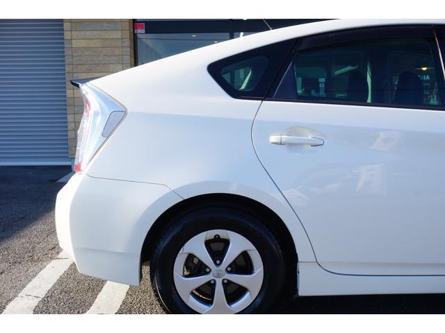 プリウス G ユーザー様買取直販車両・ワンオーナー・禁煙車・純正HDDナビ・バックカメラ・フルセグTV・ハーフレザーシート・パワーシート・クルーズコントロール・ETC・トノカバー・キセノンヘッドライト(62枚目)