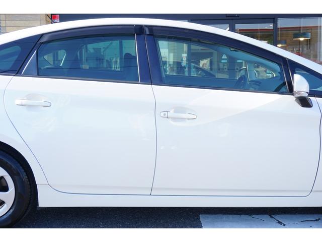 プリウス G ユーザー様買取直販車両・ワンオーナー・禁煙車・純正HDDナビ・バックカメラ・フルセグTV・ハーフレザーシート・パワーシート・クルーズコントロール・ETC・トノカバー・キセノンヘッドライト(63枚目)