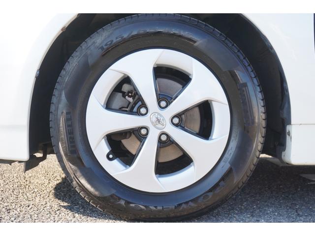 プリウス G ユーザー様買取直販車両・ワンオーナー・禁煙車・純正HDDナビ・バックカメラ・フルセグTV・ハーフレザーシート・パワーシート・クルーズコントロール・ETC・トノカバー・キセノンヘッドライト(77枚目)