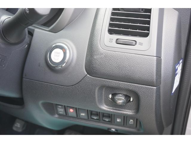 �����Ђł́A���ԂP��P��̎B�e��O�ꂵ�Ă���܂��B���Ԃ����m�F�����Ȃ����q�l�ɂ��A���S���Ă��w�������܂��悤�ɁA���S���ӓw�߂܂��I���₢���킹�����܂�����A�f�ډ摜�ȊO�̎ʐ^��������v���܂���