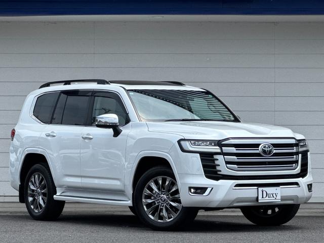 TOYOTA LAND CRUISER ZX | 2023 | PEARL WHITE | 10731 km