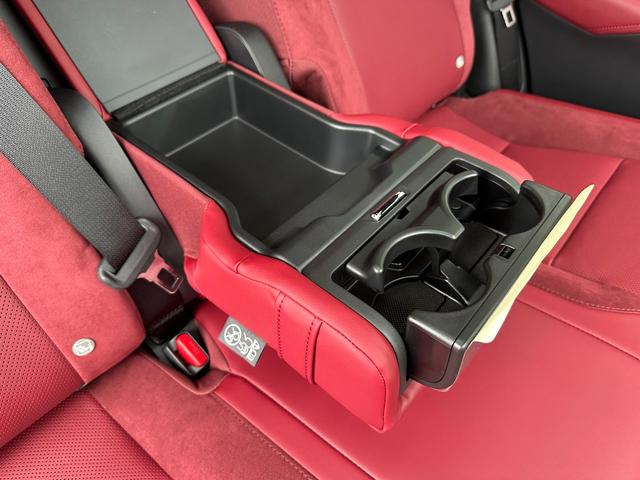 ＲＸ ＲＸ３５０　Ｆスポーツ　改モデル　内装レッド　１４型コネクトナビ　パノラマルーフ　デジタルインナーミラー　オレンジキャリパー　輻射ヒーター　電動リクライニング　シートヒーター＆クーラー　ドラレコ前後　寒冷地仕様　純正２１ＡＷ（39枚目）