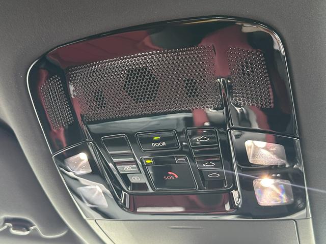 ＲＸ ＲＸ３５０　Ｆスポーツ　改モデル　内装レッド　１４型コネクトナビ　パノラマルーフ　デジタルインナーミラー　オレンジキャリパー　輻射ヒーター　電動リクライニング　シートヒーター＆クーラー　ドラレコ前後　寒冷地仕様　純正２１ＡＷ（42枚目）