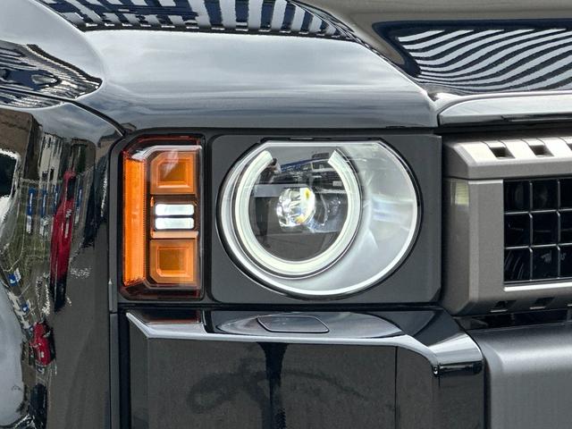 ランドクルーザー250 ZXファーストエディション 内装ブラウン 丸目ヘッドランプ JBLプレミアムサウンド ヘッドアップディスプレイ 電動格納サードシート 電動リヤデフロック 空気圧センサー 2列目シートヒーター&クーラー シートメモリ 置くだけ充電(22枚目)