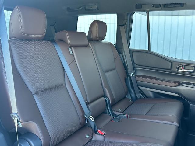 ランドクルーザー250 ZXファーストエディション 内装ブラウン ディーゼルターボ 丸目ヘッドランプ 12.3型JBLコネクトナビ ヘッドアップディスプレイ シートヒーター&ベンチレーション 電動ルーフ 電動格納サードシート シートメモリ 置くだけ充電(41枚目)