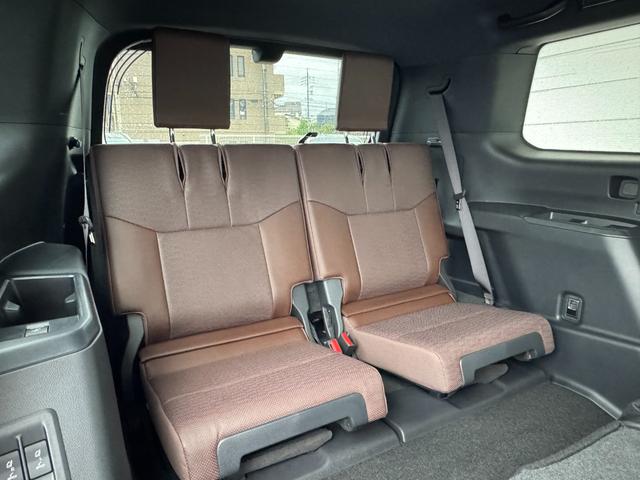 ランドクルーザー250 ZXファーストエディション 内装ブラウン 12.3型JBLコネクトナビ 丸目ヘッドランプ デジタルインナーミラー シートヒーター&クーラー ヘッドアップディスプレイ 置くだけ充電 電動格納サードシート シートメモリ 純正18AW(41枚目)