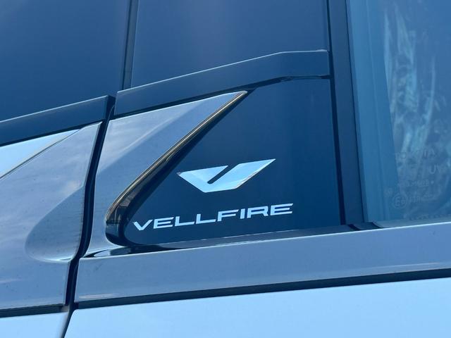 ヴェルファイア Z プレミア 内装サンセットブラウン 改モデル 14型コネクトナビ 左右独立ムーンルーフ デジタルミラー ユニバーサルステップ ヘッドアップディスプレイ トヨタチームメイト 置くだけ充電 AC100V 純正19AW(24枚目)