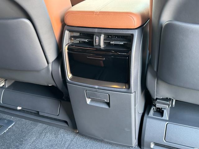 ヴェルファイア Z プレミア 内装サンセットブラウン 改モデル 14型コネクトナビ 左右独立ムーンルーフ デジタルミラー ユニバーサルステップ ヘッドアップディスプレイ トヨタチームメイト 置くだけ充電 AC100V 純正19AW(67枚目)