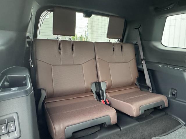 ランドクルーザー250 ZXファーストエディション 内装ブラウン 丸目ヘッドランプ JBLプレミアムサウンド ヘッドアップディスプレイ 電動格納サードシート 電動リヤデフロック 空気圧センサー 2列目シートヒーター&クーラー シートメモリ 置くだけ充電(45枚目)