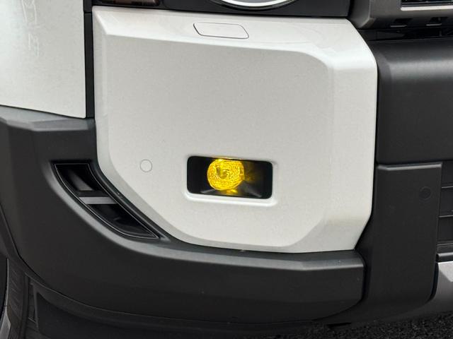 ランドクルーザー250 ZXファーストエディション 内装ブラウン ディーゼルターボ 丸目ヘッドランプ 12.3型JBLコネクトナビ ヘッドアップディスプレイ シートヒーター&ベンチレーション 電動ルーフ 電動格納サードシート シートメモリ 置くだけ充電(20枚目)