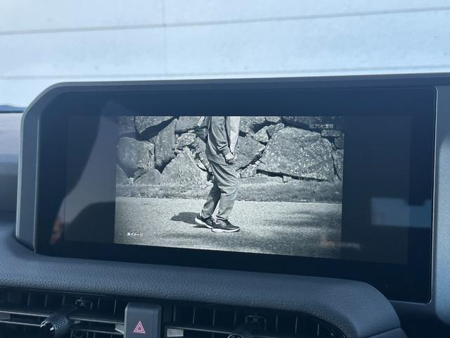 ランドクルーザー250 ZXファーストエディション 内装ブラウン ディーゼルターボ 丸目ヘッドランプ 12.3型JBLコネクトナビ ヘッドアップディスプレイ シートヒーター&ベンチレーション 電動ルーフ 電動格納サードシート シートメモリ 置くだけ充電(48枚目)