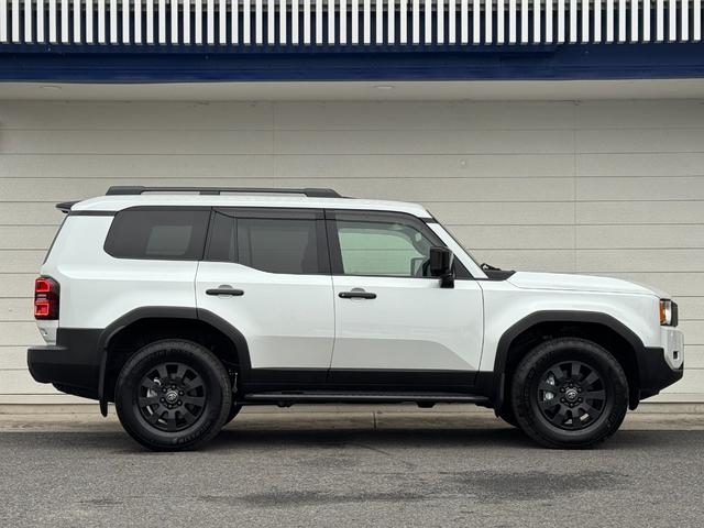 ランドクルーザー250 ZXファーストエディション 内装ブラウン 12.3型JBLコネクトナビ 丸目ヘッドランプ デジタルインナーミラー シートヒーター&クーラー ヘッドアップディスプレイ 置くだけ充電 電動格納サードシート シートメモリ 純正18AW(9枚目)