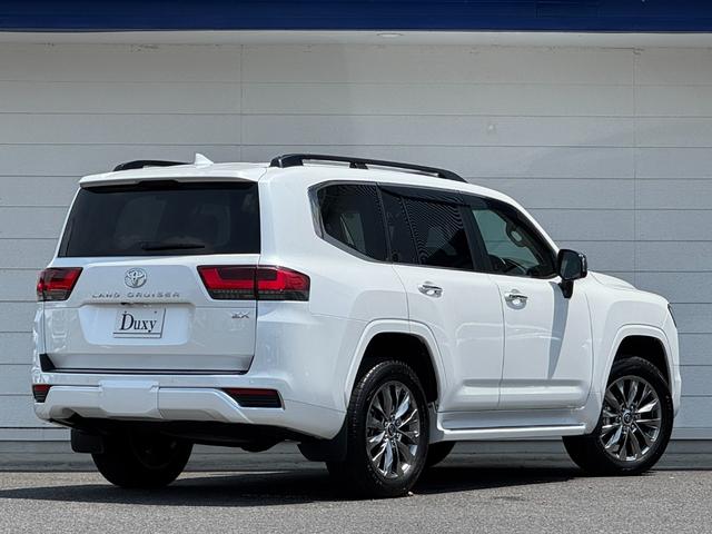 ランドクルーザー ZX 内装ベージュ ディーゼルターボ 12.3型JBLサウンドナビ クールボックス 寒冷地仕様 電動デフロック ルーフレールブラック 空気圧センサー ヒッチメンバー CD/DVD AC100V 純正20AW(9枚目)