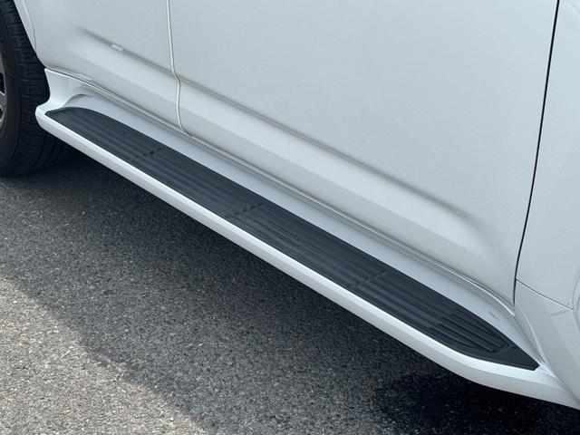 ランドクルーザー ZX 内装ベージュ ディーゼルターボ 12.3型JBLサウンドナビ クールボックス 寒冷地仕様 電動デフロック ルーフレールブラック 空気圧センサー ヒッチメンバー CD/DVD AC100V 純正20AW(21枚目)