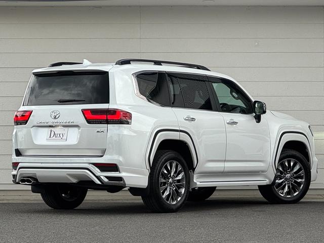 ランドクルーザー ZX クールBOX搭載 リアエンターテインメントシステム モデリスタエアロキット 寒冷地仕様 JBLプレミアムサウンドシステム 電動リアデフロック 空気圧警報システム ブラックルーフレール ディーゼルターボ(12枚目)