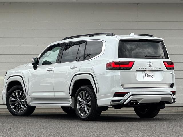 ランドクルーザー ZX クールBOX搭載 リアエンターテインメントシステム モデリスタエアロキット 寒冷地仕様 JBLプレミアムサウンドシステム 電動リアデフロック 空気圧警報システム ブラックルーフレール ディーゼルターボ(14枚目)