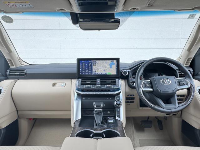 ランドクルーザー ZX クールBOX搭載 リアエンターテインメントシステム モデリスタエアロキット 寒冷地仕様 JBLプレミアムサウンドシステム 電動リアデフロック 空気圧警報システム ブラックルーフレール ディーゼルターボ(31枚目)