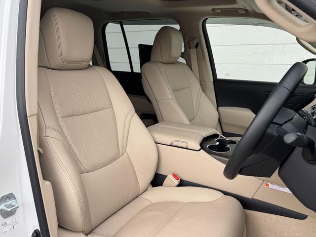 ランドクルーザー ZX クールBOX搭載 リアエンターテインメントシステム モデリスタエアロキット 寒冷地仕様 JBLプレミアムサウンドシステム 電動リアデフロック 空気圧警報システム ブラックルーフレール ディーゼルターボ(34枚目)