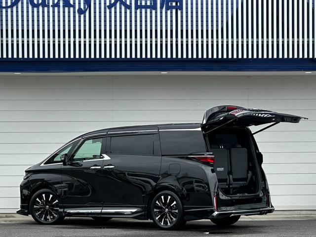 ヴェルファイアハイブリッド エグゼクティブラウンジ モデリスタエアロ オプション19インチアルミホイール デジタルインナーミラー ユニバーサルステップ CD/DVDデッキ 14インチJBLコネクトナビ 14型リヤエンターテイメント 左右独立ムーンルーフ(13枚目)